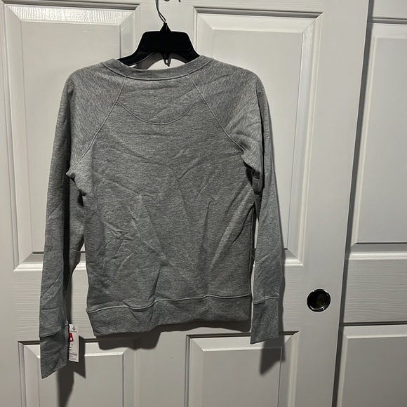 Champion Women's Powerblend Logo Sweatshirt...MSRP $49 - Picture 3 of 3